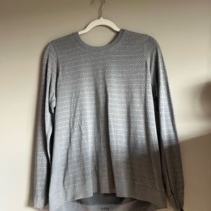Grey lululemon top